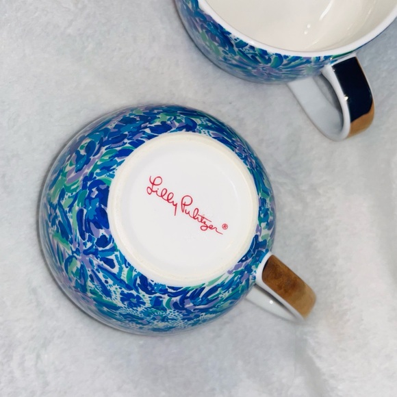 Lilly Pulitzer Patterned Ceramic Mugs (2) - Picture 5 of 9